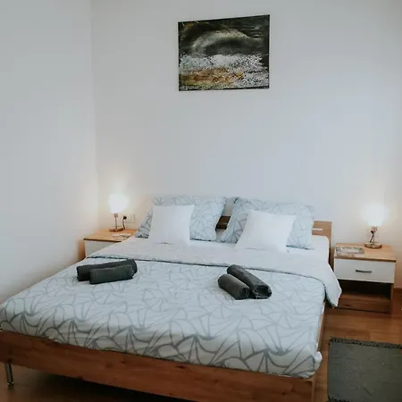 Apartman Nikola Gospić Exterior foto